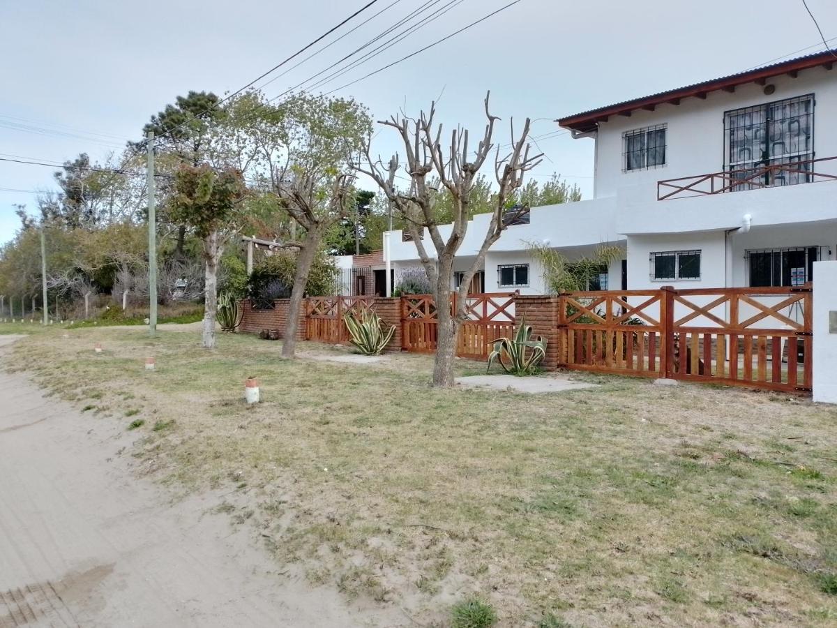 Alojamientos Frente Al Mar Complejo "El Estar De La Costa" 圣克莱门特雷图尤 外观 照片